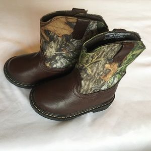 Toddler boots